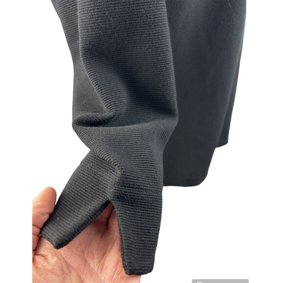 Talbots Black 3/4 Sleeve Top With Twisted Back Cut Out Sz M Split Hem & Cuffs - Picture 5 of 7